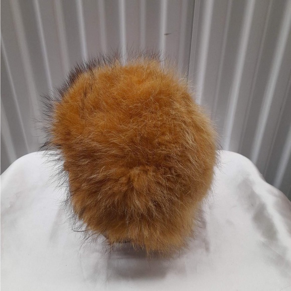 Real fur hat and scarf💚 - Picture 2 of 7